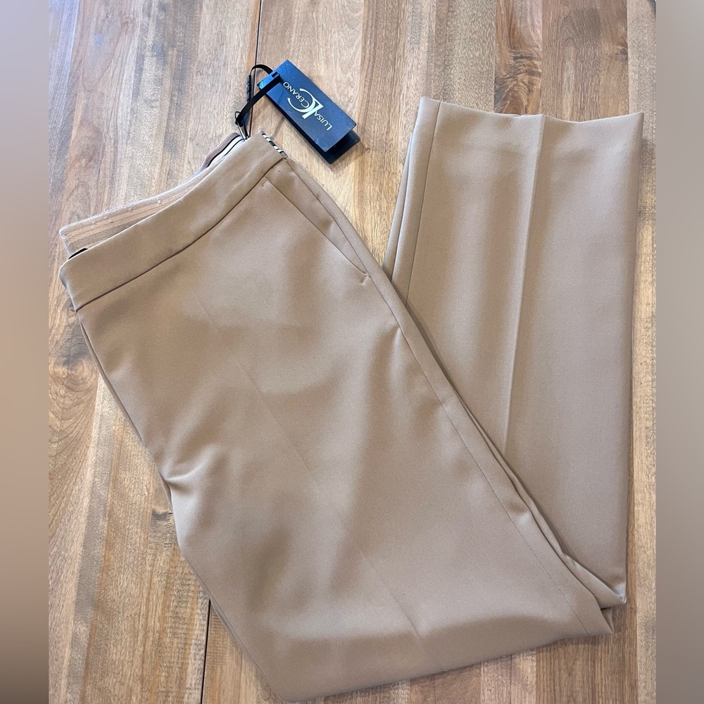 Elegant Tan Women's Cropped Pants